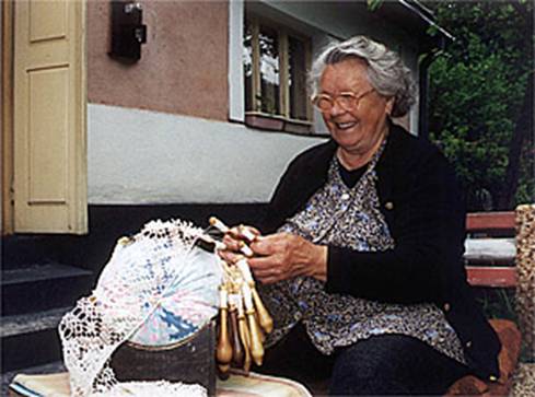lacemaker